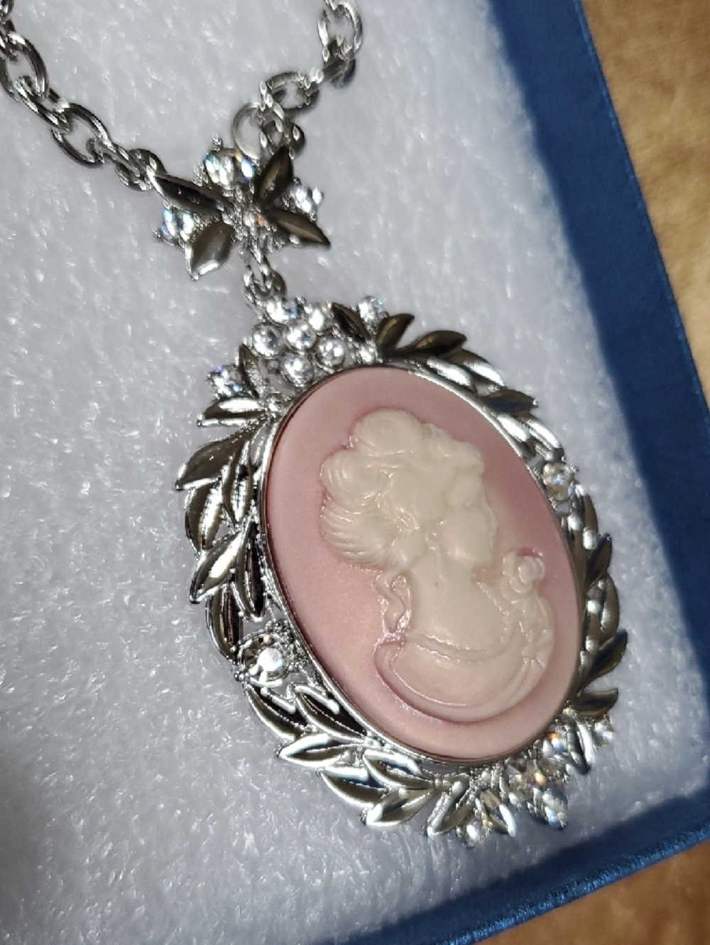 Silver-Tone Pink Cameo Pendant Necklace & Earring Set - Picture 7 of 7